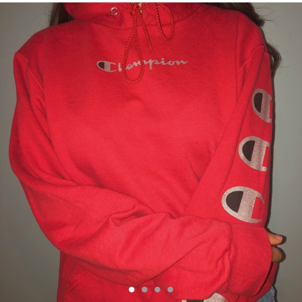 ❣️RED CHAMPION HOODIE❣️
